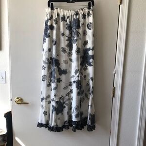 Nothing Matches Maxi Skirt Size 1 Gently used White Black